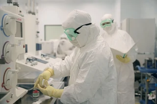 Cell & Gene Therapy Manufacturing (CDMO) | cGMP | Lonza